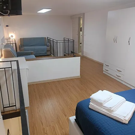 Maison Toledo 210 4*