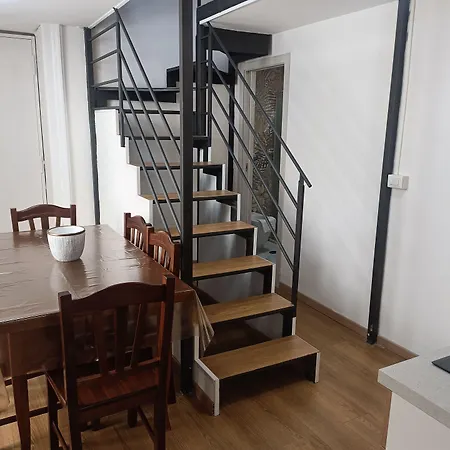Bed & Breakfast Maison Toledo 210 4*