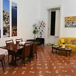 Bed and breakfast Maison Toledo 210 4*