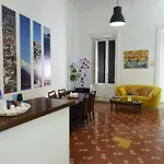 Bed and breakfast Maison Toledo 210 4*