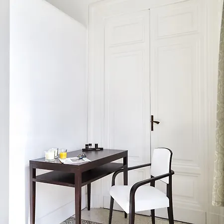 לינה וארוחת בוקר Maison Toledo 210