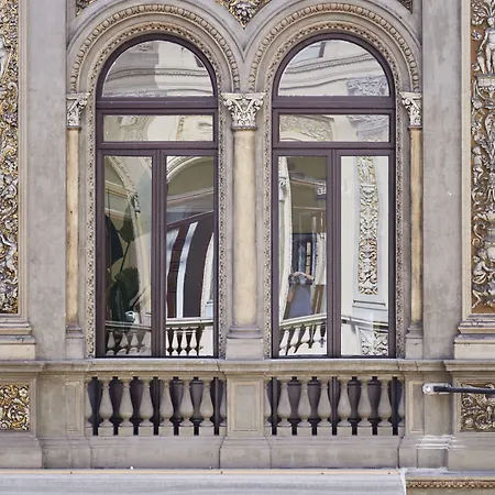 Maison Toledo 210 לינה וארוחת בוקר