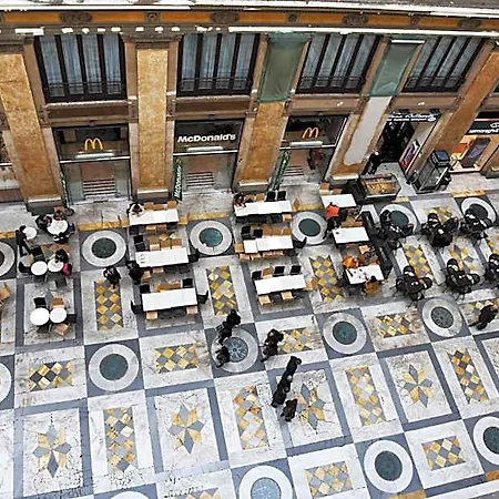 Alojamento de Acomodação e Pequeno-almoço Maison Toledo 210