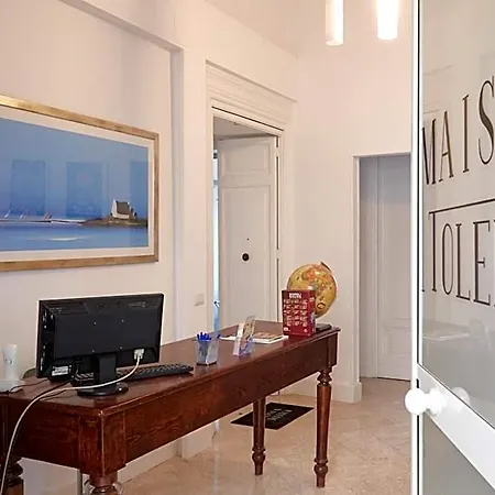 Maison Toledo 210 Alojamento de Acomodação e Pequeno-almoço 4*