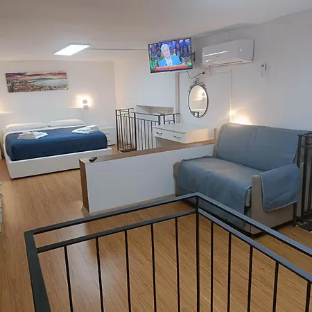 Maison Toledo 210 לינה וארוחת בוקר 4*