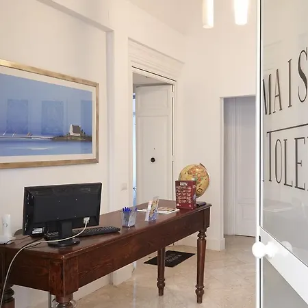 Maison Toledo 210 Frühstückspension