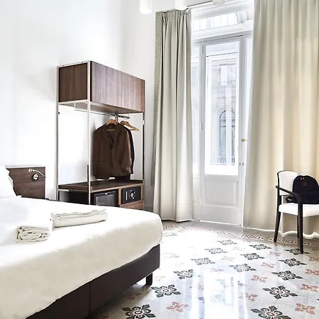 Maison Toledo 210 לינה וארוחת בוקר נאפולי