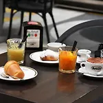 Maison Toledo 210 Bed & Breakfast Neapel