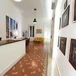 Bed & Breakfast Maison Toledo 210 Neapel