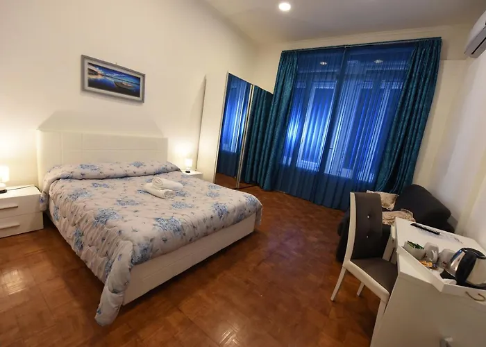 Maison Toledo 210 4* Nápoly